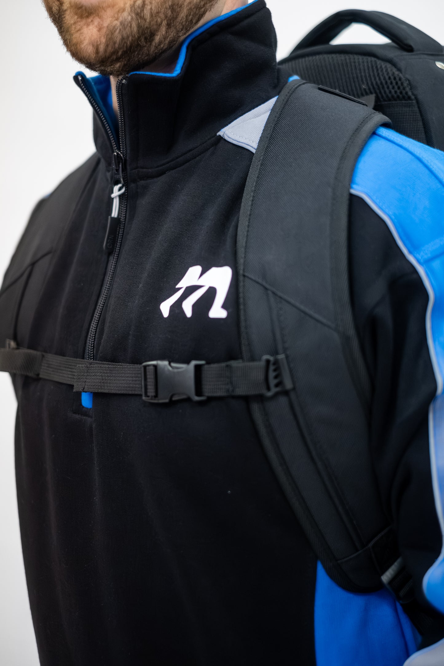 MARCHIFY QUARTER ZIP BLACK BLUE