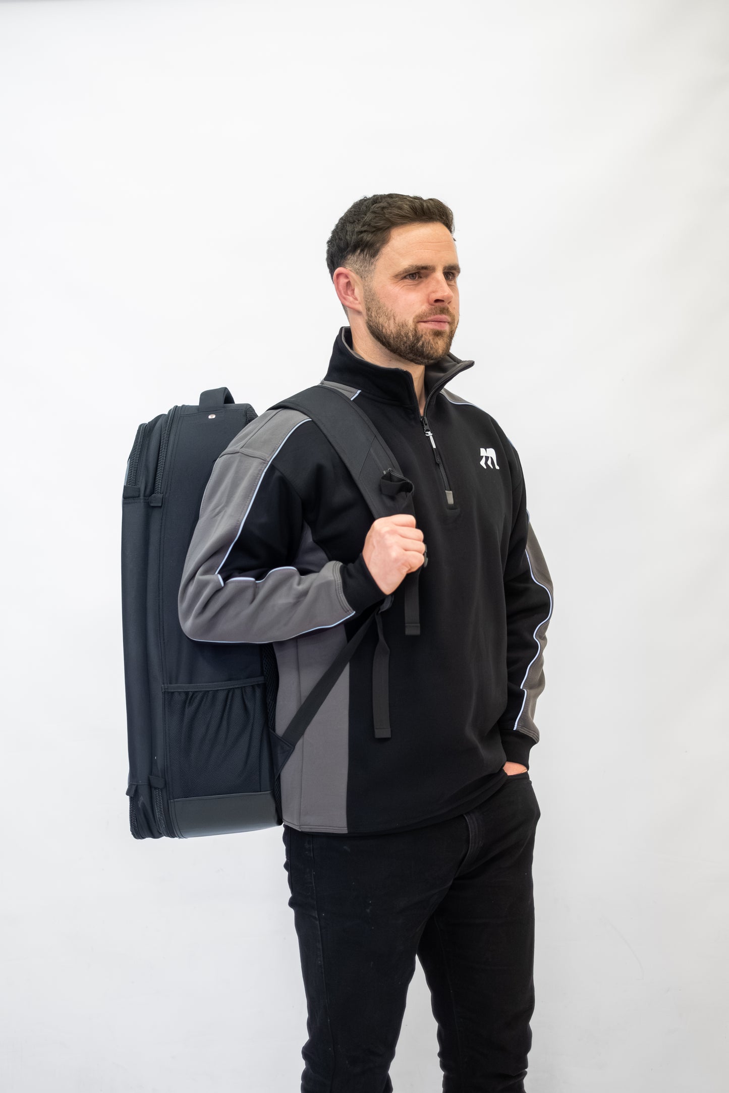 MARCHIFY QUARTER ZIP BLACK GREY